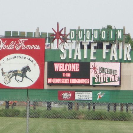 Fairgrounds Inn Du Quoin Esterno foto