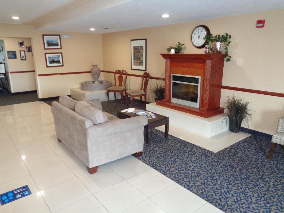 Fairgrounds Inn Du Quoin Esterno foto