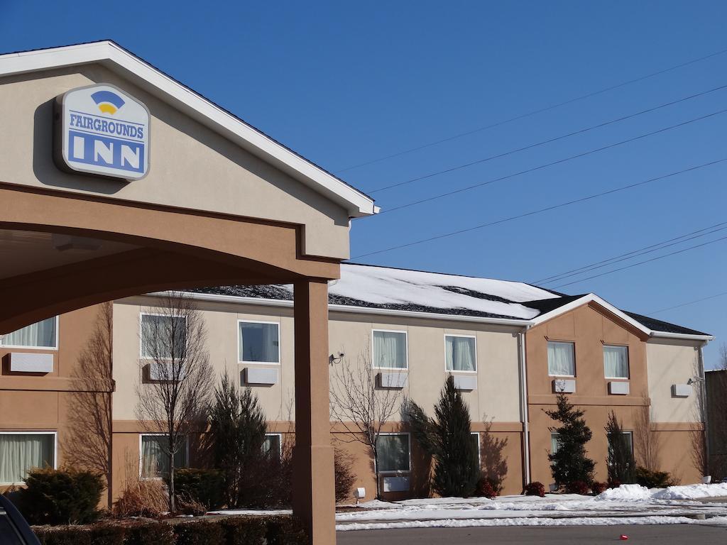 Fairgrounds Inn Du Quoin Esterno foto